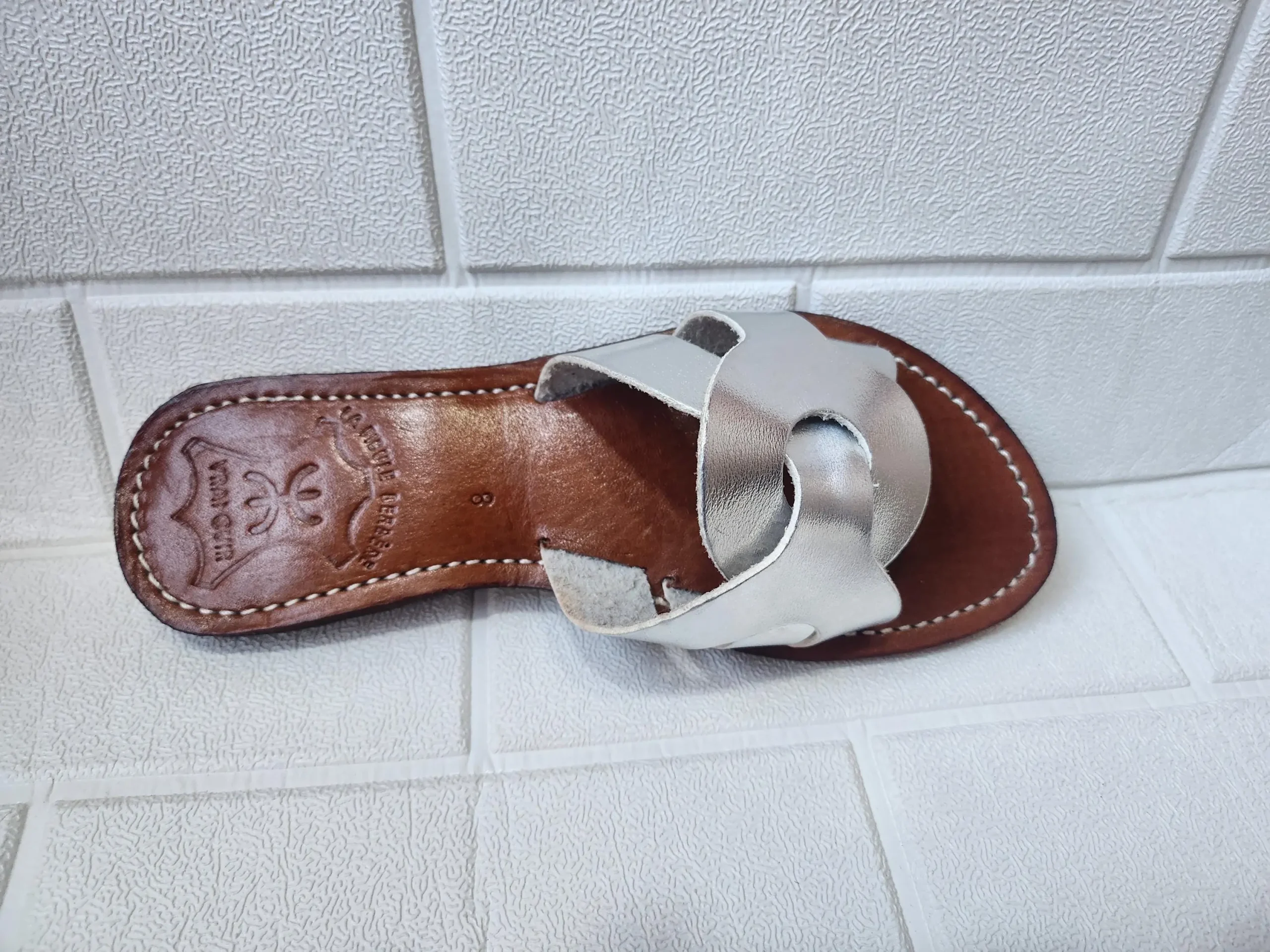 Women’s Silver-tone Moroccan Leather Slip-on Flats