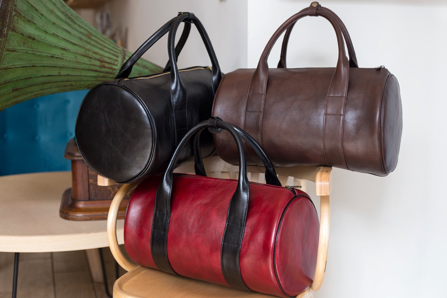 Luxury Red Duffle Bag With Leather Lining Inside